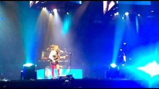 Muse - Guiding Light (Live @ Helsinki, Finland 22.10.2009)