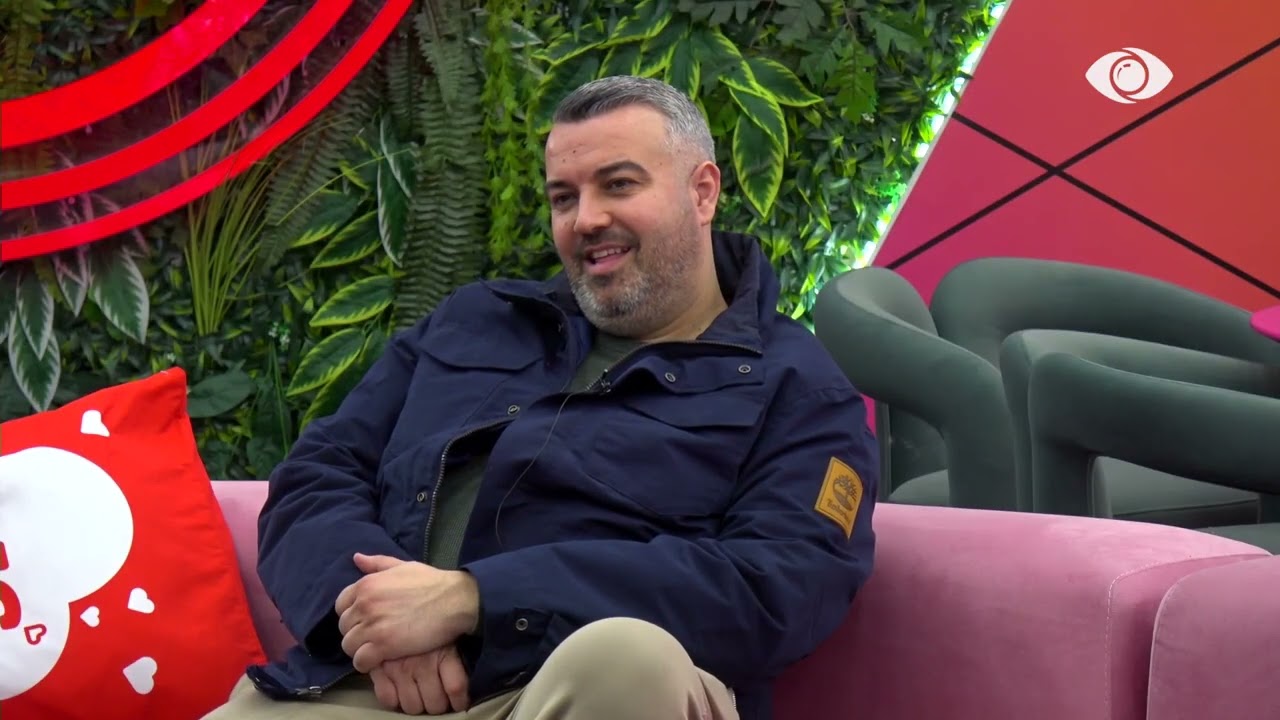 Mateo, kjo…/ Rogerti debaton me Stelinën: Nuk mund të rri në një ambient me…