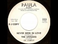The Uniques Featuring Joe Stampley - Never Been In Love