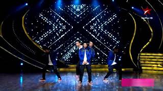 raghav juyal dance with his old crew members