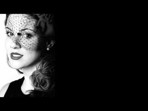 Basta, vincesti... Ah, non lasciarmi, no