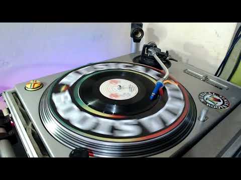 FERMENA EDWARDS - GET UP AND DO - MELO DA ESTRELA DO SOM