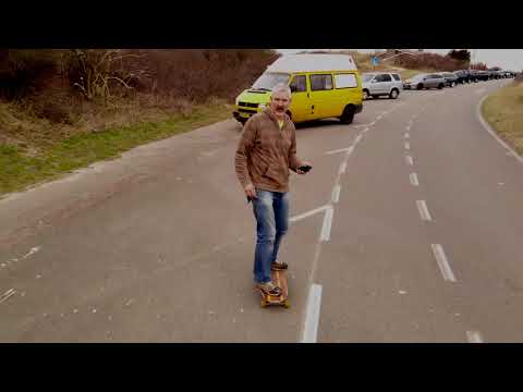 "Letting out"  Mavic Air 310318