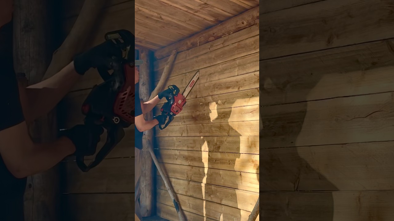 bush craft shelter (17)  山小屋の小窓作り！