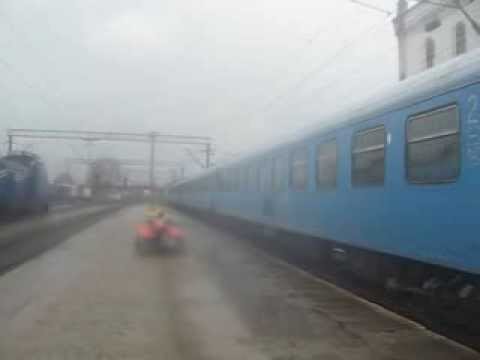 Trenul Personal demareaza din Suceava Nord spre Ilva Mica [5 aprilie 2008]