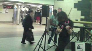 Penn Station Violin Shredder : 