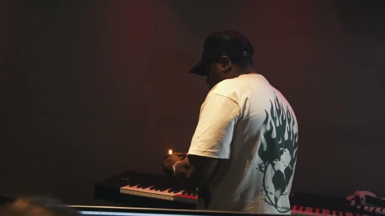 Lyrics & Translations of Bricks & Bags by French Montana & Benny The