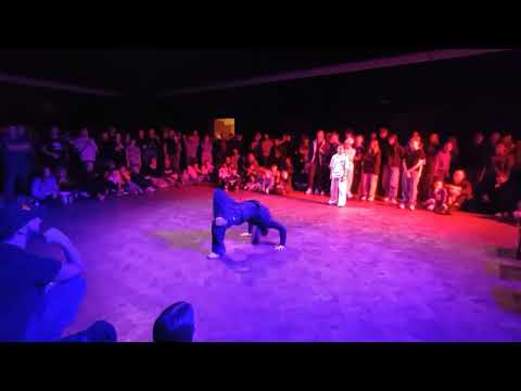 Mistrzostwa Polski w Breaking'u Poznań 2024. Bgirl Pralka vs B-girl Bacha. FINAŁ (kat. 12-13 lat).