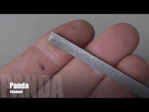 Keyring BEAR TRAP Build The Little Nipper