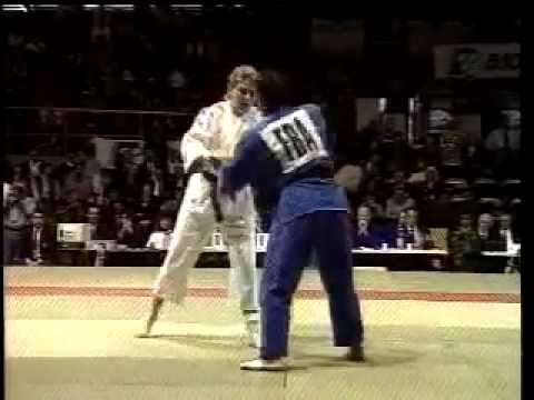 JUDO 1997 European Team Championships: Celine Lebrun (FRA) - Nicole Geenen (BEL)