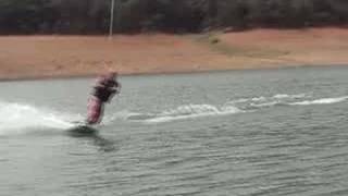 preview picture of video 'Eric Schwarm wakeboard face plant at Lake Shasta'