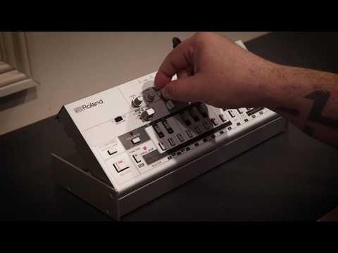 Roland TB-03 Demo | Synthesizer | Vintage King