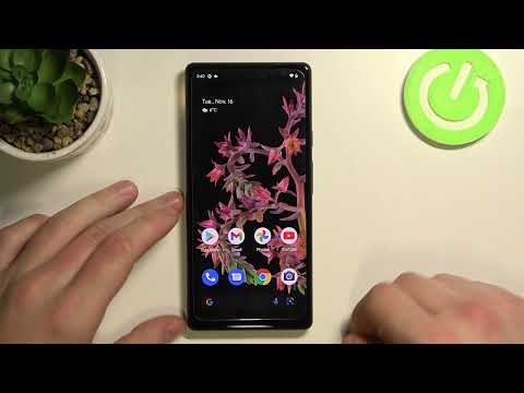 How to Turn On Flashlight on GOOGLE Pixel 6 - Turn Off Flashlight