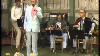 "Helgdagskväll i timmerkojan" - Harry Brandelius sång - Ebbe Jularbos orkester