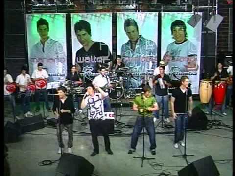 LA RHUMBA-CANTA SANTIAGO EN RITMO PUNTA 2008