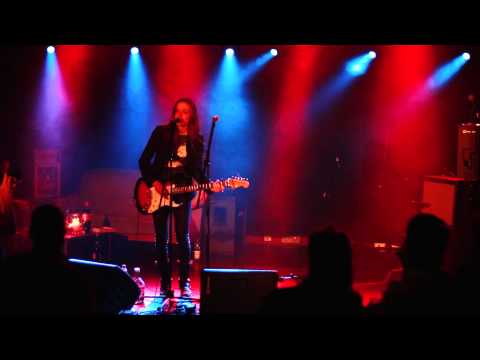 Popbüro Sessions *Live* #1: Black Swift