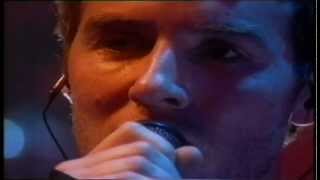 Massive Attack Risingson live on Jools Holland 1997