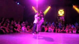 Martin Maldonado & Maurizio Ghella bailando tango en el Misterio Tango Festival 2010 (Buenos Aires)