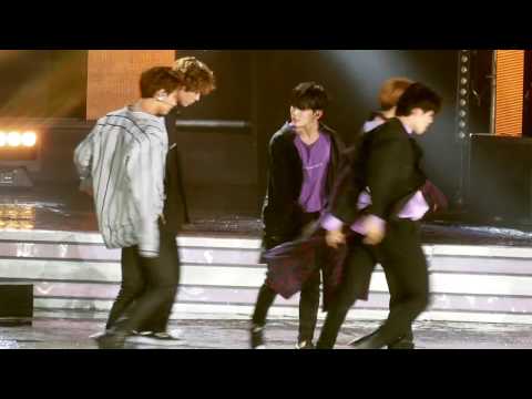 세븐틴 (SEVENTEEN) 우지 직캠 - 고맙다 + 거침없이 + 아주 NICE : 180512