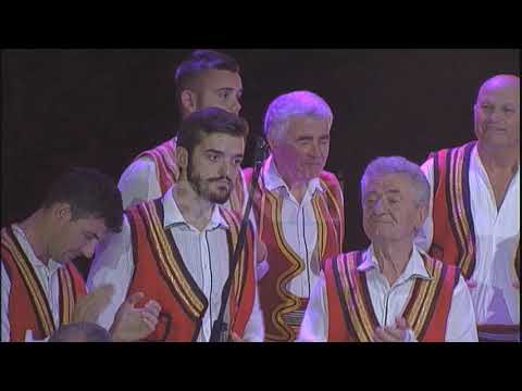 Buna 1/ "Nata Shkodrane" Grupi Karajfilat -  U thafsha si thahet fiku