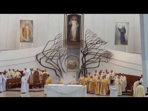Msza Krzyżma Świętego - Sanktuarium Bożego Miłosierdzia - Kraków Łagiewniki - 13.04.2017 #chrismmass