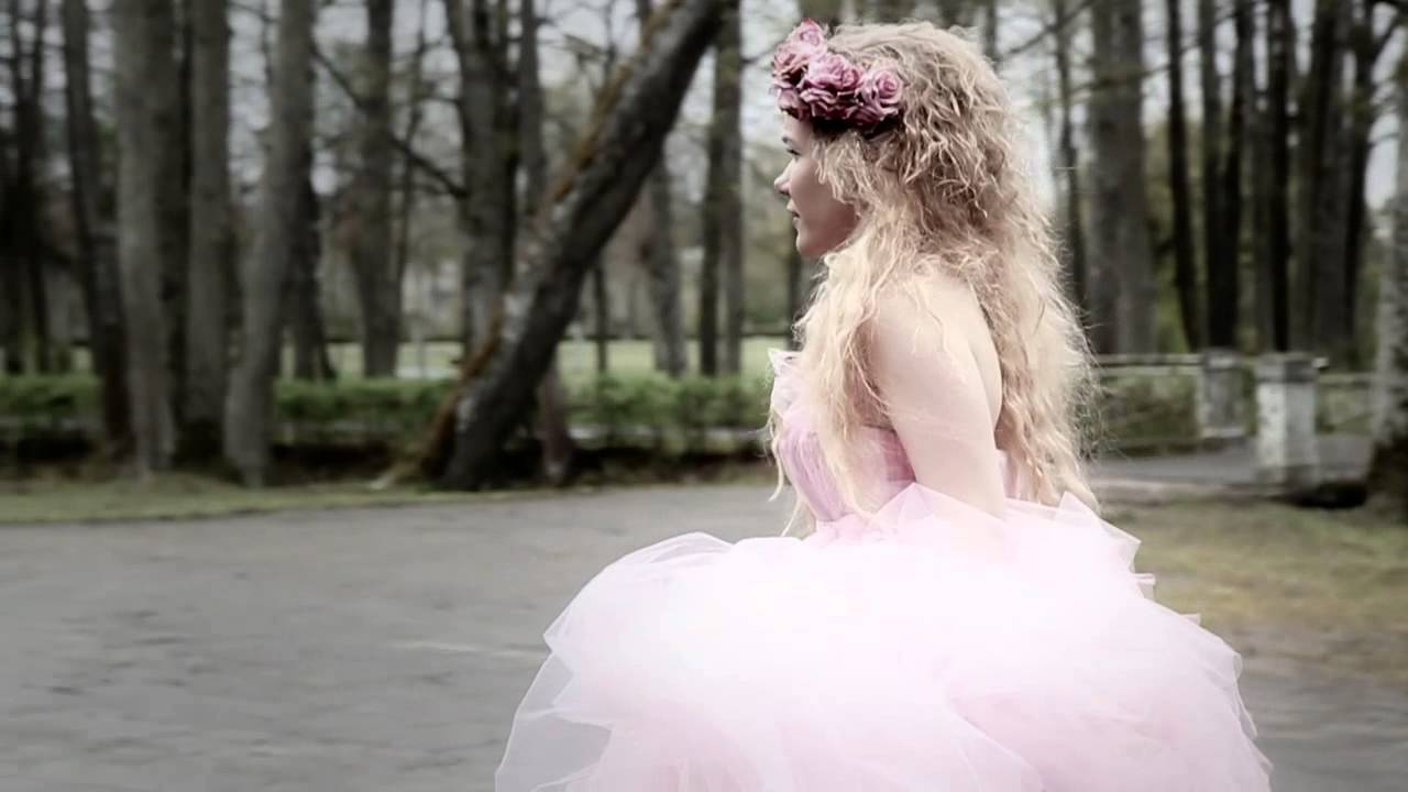 Dziedātāja Laima Dimanta prezentē singlu «Attālums nobur»