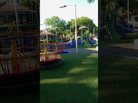 Plaza pública y jardines muy hermosos en el Carmen La Unión 