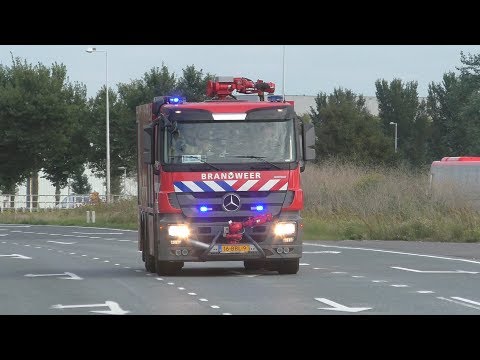 Brandweer en OVDG met Spoed onderweg naar een GRIP 1 Dienstverlening in Amsterdam Westpoort