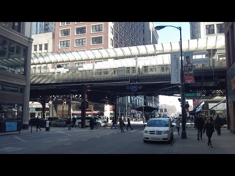 Walking in downtown Chicago (Feb 28, 2020)