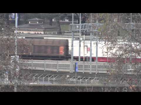 E483 NordCargo con merci (17 carri) - Monza 28/12/2013