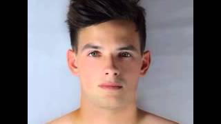 Tom Mann - What Love Is (Acoustic Live)