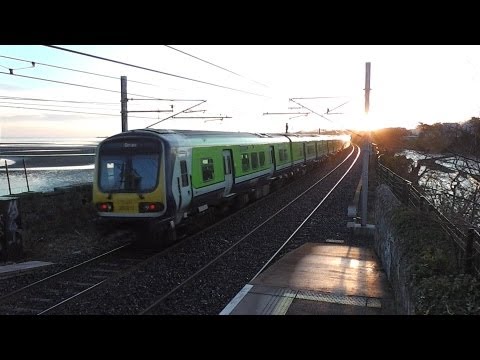 Irish Rail 29000 Class D.M.U. 29120 - Booterstown Station, Dublin