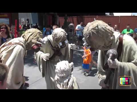 Drake meets a band of Tusken Raiders