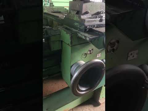 8 feet HMT NH 22 heavy duty lathe machine