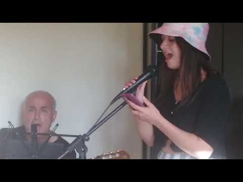 ELIZABETH MOYA PEREDO