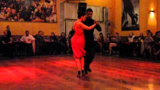 Nestor Patitas Azorin & Barbara Ferreyra -Tango El yaguaron-Biagi
