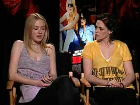 Kristen 9 Stewart and Dakota Fanning talk The Runaways