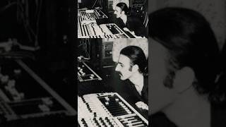 How Frank Zappa invented time travel with "Rubber Shirt! #creativeartstherapy #frankzappa #zappa