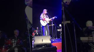 Eddy Raven sings “I’ve Got Mexico” at Granbury Live.