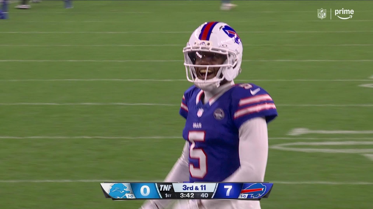 JOSH ALLEN & THE BILLS LIGHTING UP HIGHMARK STADIUM!