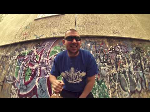 Hírwevők - Kapocs km. Frigid Air Family (OFFICIAL VIDEO)