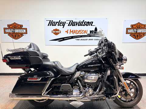 2018 FLHTKL Harley-Davidson® Ultra Limited Low Vivid Black