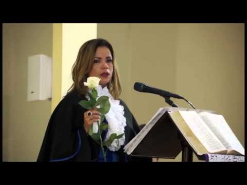 Formatura, homenagem aos pais falecidos.
