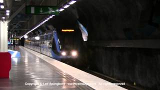 preview picture of video 'SL Tunnelbana tåg / Metro trains at Vreten station, Stockholm, Sweden'