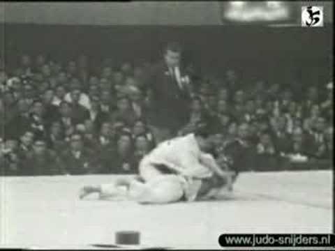 Judo Tokyo 1964 Isao Inokuma (JPN) - Jong Dal Kim (KOR)