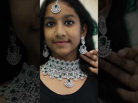 Brass green & white emerald big choker necklace