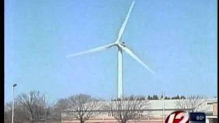 preview picture of video 'Portsmouth Wind Power Dispute'