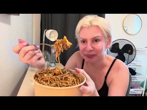 Romagaga's Diary - the doll's lunch in Paris, I'm addicted to delivery 😍