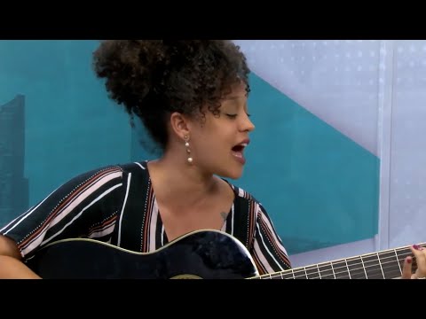 Revista88 apresenta: "Roupa Velha Colorida" - Nathalia Bellar