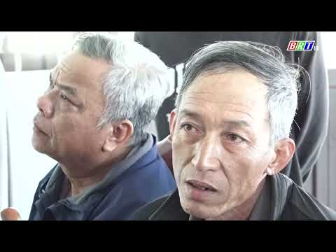 phuong-buon-ho-phoi-hop-cung-cac-don-vi-trao-30-suat-qua-tet-cho-ho-ngheo